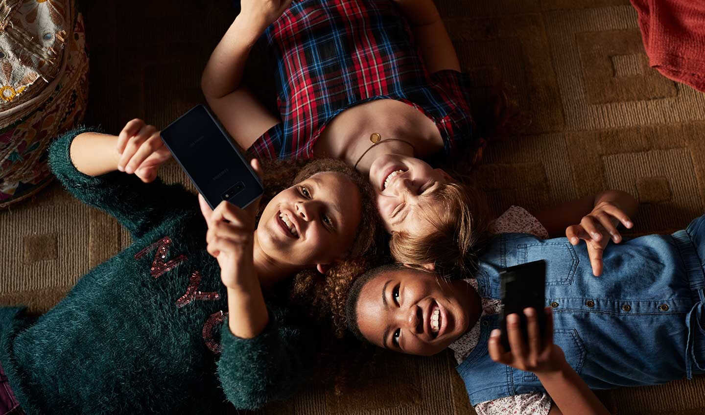 Samsung telefonais naudojasi vaikai